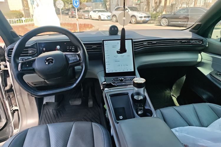 Used Nio ES8 2020 580 km Signature Edition 7-Seater Version