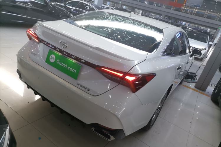 Used Toyota Avalon 2019 2.5L Ambition Version China VI Standard Rear Right 45 Deg