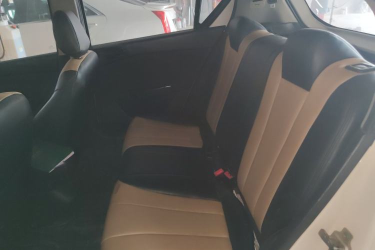 Used Baojun 310 2016 1.2L manual Comfort trim level