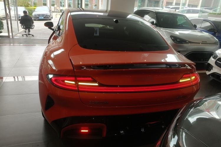 Used Xiaomi Auto SU7 2024 Four-Wheel-Drive Max Founder's Edition
