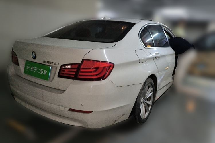 Used BMW 5 Series 2013 525Li Luxury Model
