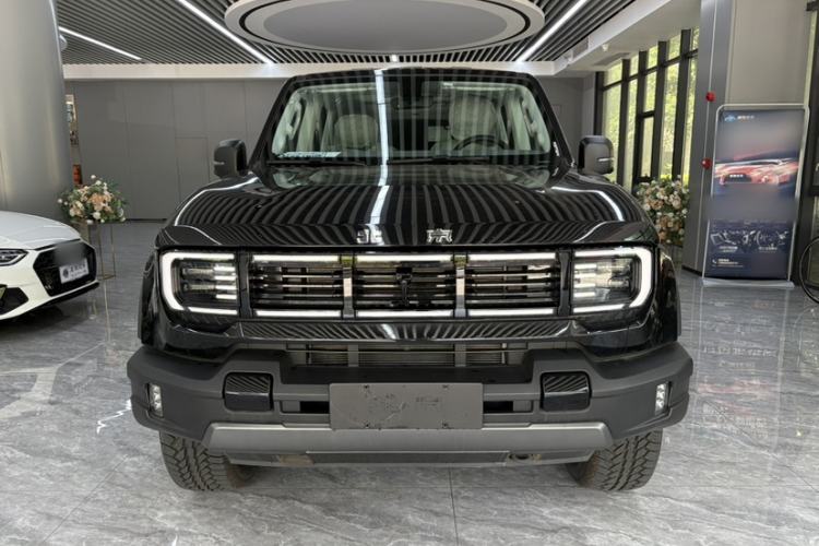 Used BAIC Off-Road BJ40 2024 2.0T All-New Blade Hero Edition Climber