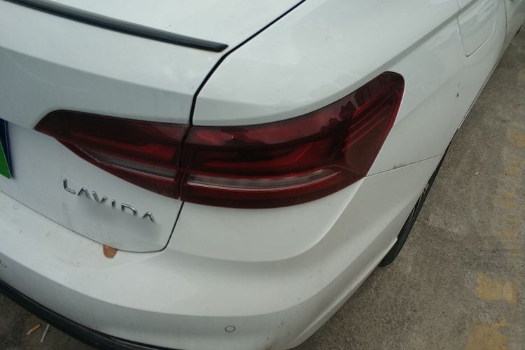 Used Volkswagen Lavida 2023 300TSI DSG Starry Full-Comfort Edition Right Rear Taillight