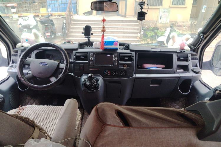 Used Ford Transit Custom 2016 2.2T Short-Wheelbase 6-Seater Mid-Roof Multi-Purpose Vehicle