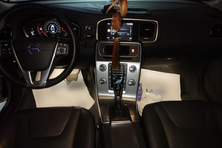 Used Volvo S60 2018 S60L T3 Smart Upgrade Edition
