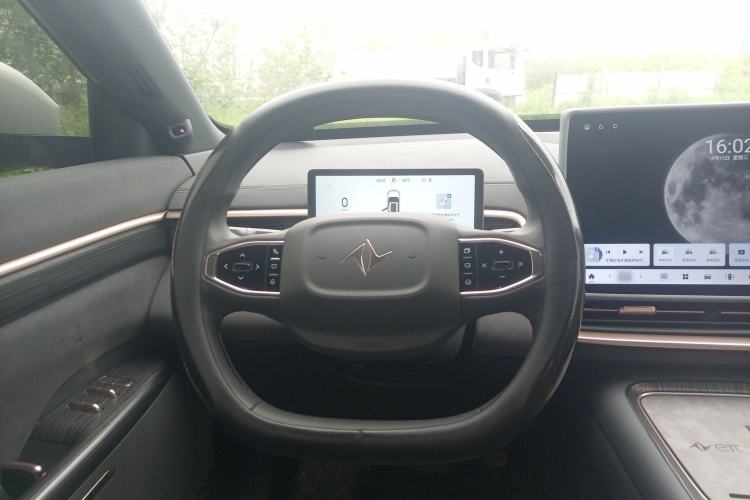 Used Dongfeng eπ eπ008 2024 210Max Range-Extended Version 6 Seats Steering Wheel