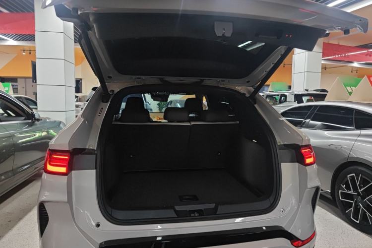 Used BYD Song PLUS New Energy 2025 DM-i Smart Drive 112KM Prestige Model