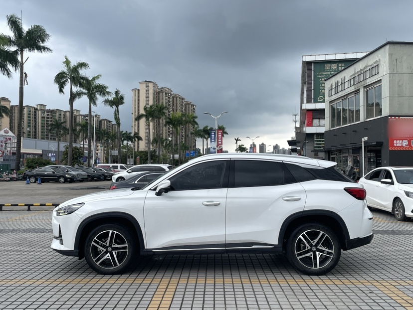 MG ONE 2023 1.5T Entry Version — снимка 14