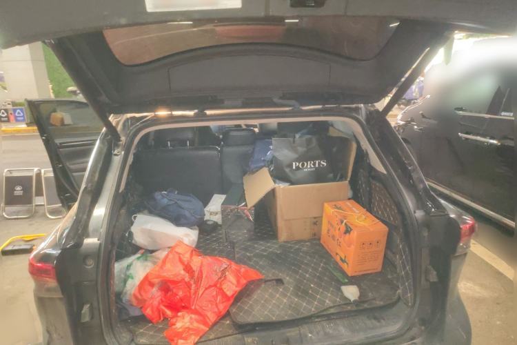 Used Toyota Highlander 2023 2.5L Smart Electric Hybrid Dual-Engine 4x4 Knight Edition 7 Seats Trunk