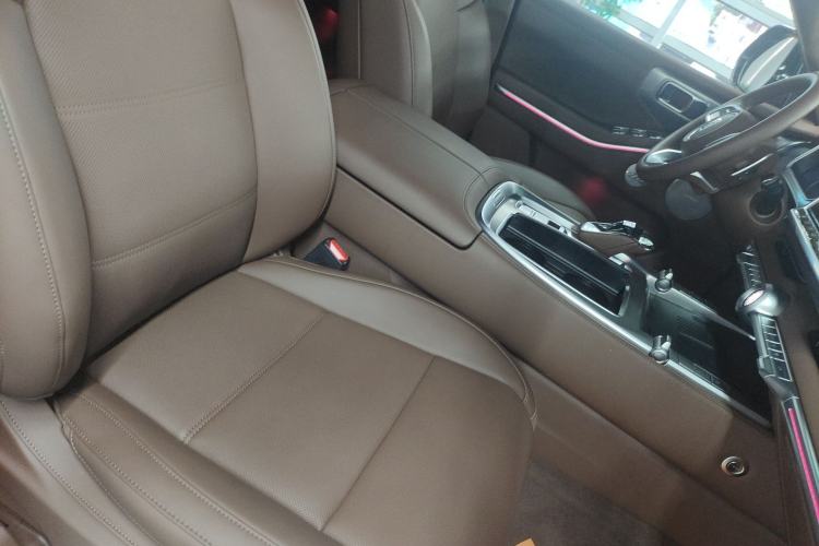 Used Tank 700 New Energy 2024 Hi4-T Extreme Edition Right Front Seat