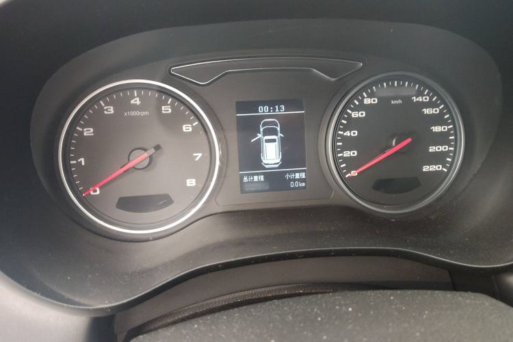 Used JAC Refine R3 2019 1.5T Jingfeng Model 7 Seats
