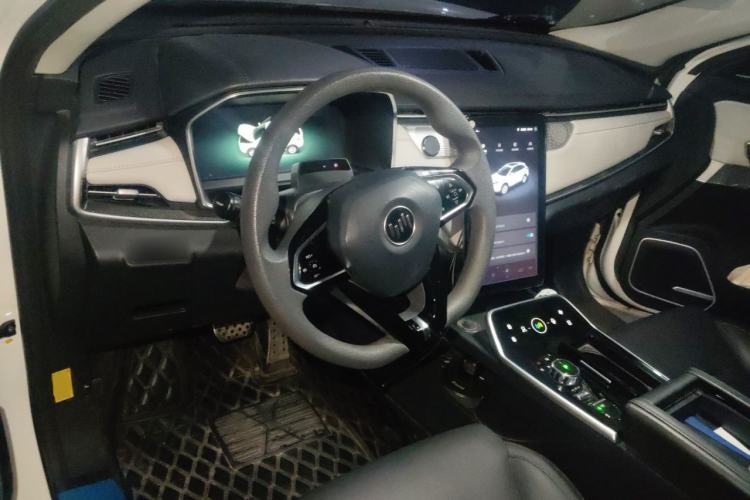Ojetý WM Motor EX5 2018 EX5 400 Lite Exploration Edition