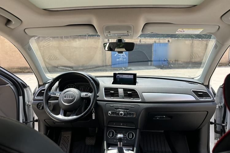 Used Audi Q3 2017 35 TFSI Fashion Model