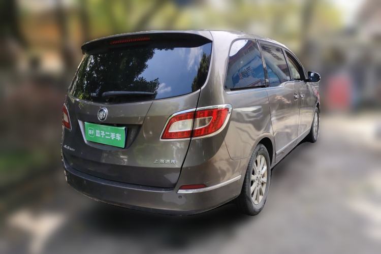 Used Buick GL8 2011 2.4L LT Luxury Business Executive Edition Rear Right 45 Deg