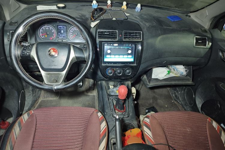 Used FORTHING Joyear X5 2013 1.6L Manual Luxury Model China IV Standard