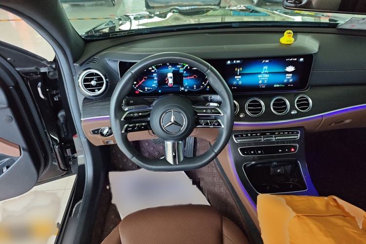 Used Mercedes-Benz E-Class 2022 Revised Version E 300 L Sporty and Stylish Edition
