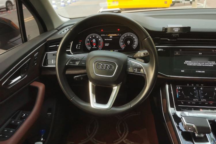 Used Audi Q7 2021 45 TFSI quattro S line Sport model