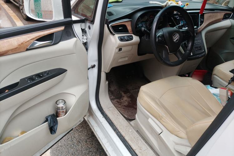 Used Buick GL8 2018 ES 28T Comfort Model China VI Standard Driver Seat