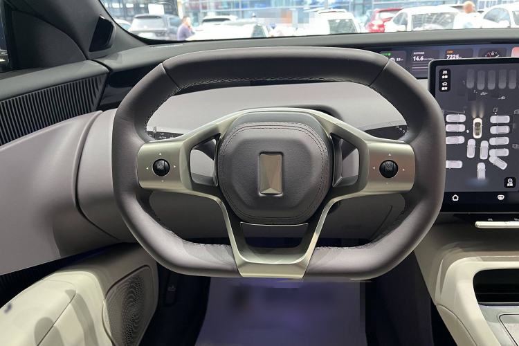 Used Avatr 12 2025 Max Extended-Range Edition