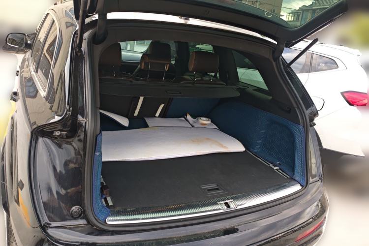 Used Audi Q7 2012 3.0 TFSI Comfort Model (200kW) Trunk