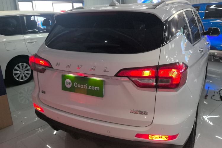 Used Haval M6 2019 1.5T DCT Two-Wheel Drive Elite Version China VI Standard Rear