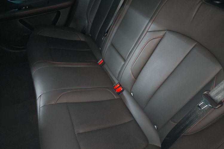 Used XPeng P7 2023 P7i 610 Pengyi Performance Edition
