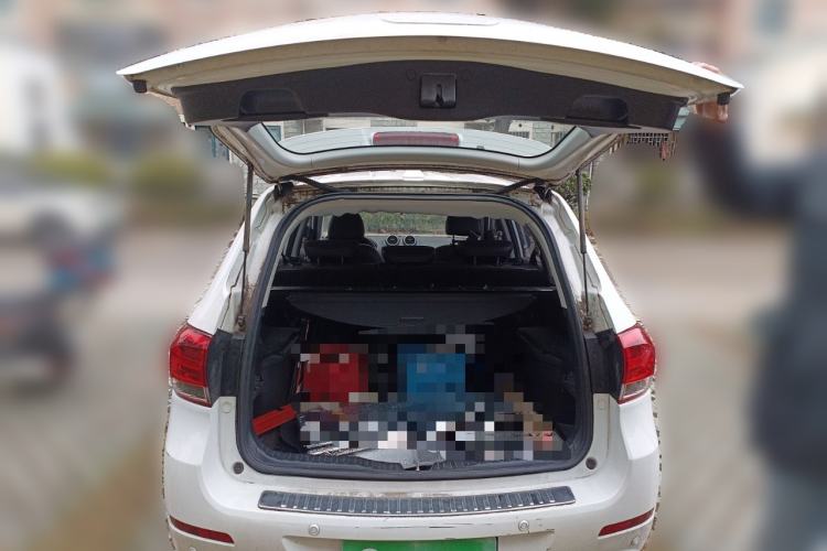 Used Haval H6 2013 Upgraded Model 1.5T Manual Two-Wheel Drive Elite Version