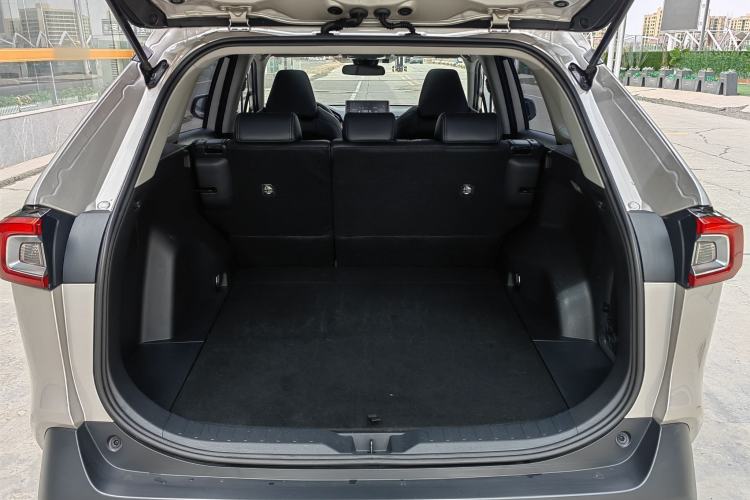 Used Toyota Wildlander 2020 2.0L CVT 4x4 Luxury Edition Trunk