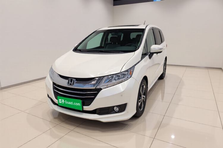 Used Honda Odyssey 2015 Updated Version 2.4L Smart Edition