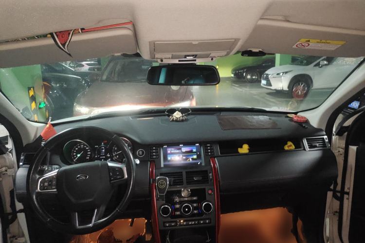 Used Land Rover Discovery Sport 2019 240 PS SE Dynamic Version China V Standard
