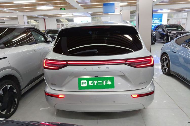 Used Hima AITO M7 2024 1.5T Rear-Drive Plus Version 5 Seats
