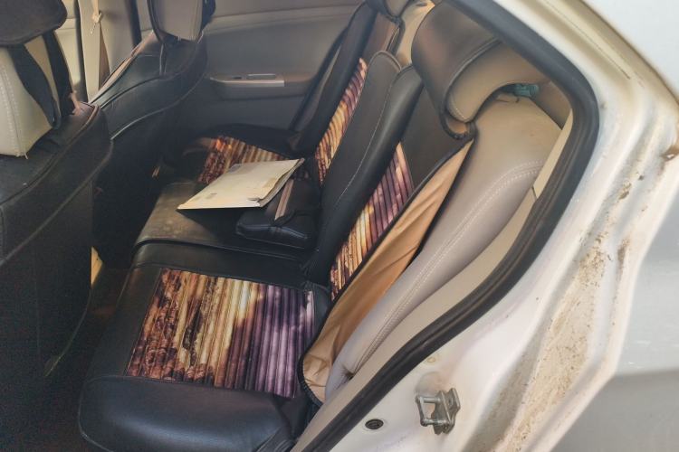 Used CHANGAN Alsvin V3 2012 1.3L Manual Comfort Version China IV Standard
