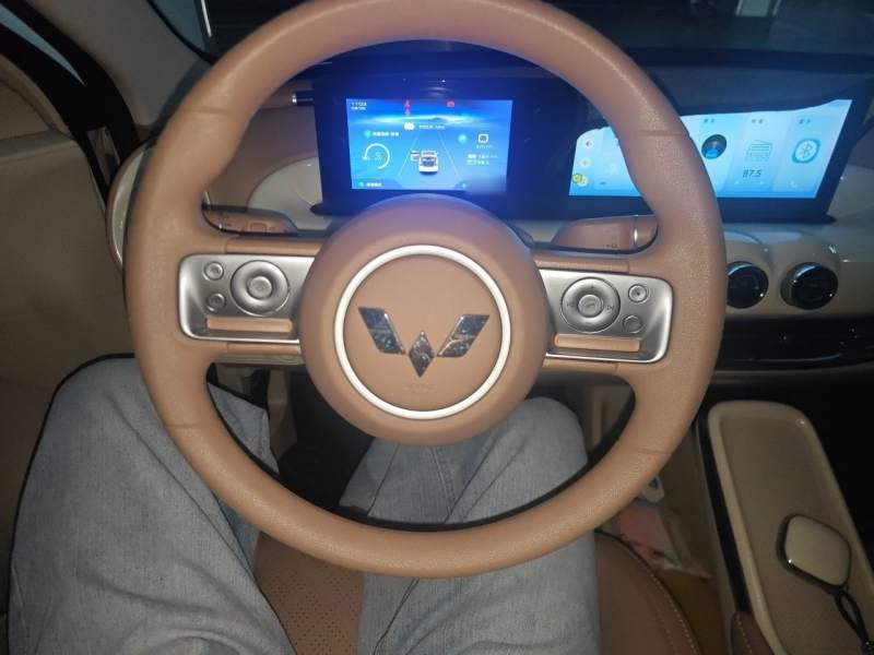 Used Wuling Bingo 2025 333 km Lingxi Connected Version — 2
