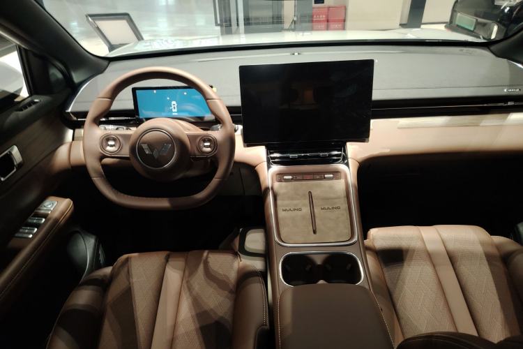 Used Wuling Xingguang S 2024 130km Flagship Version