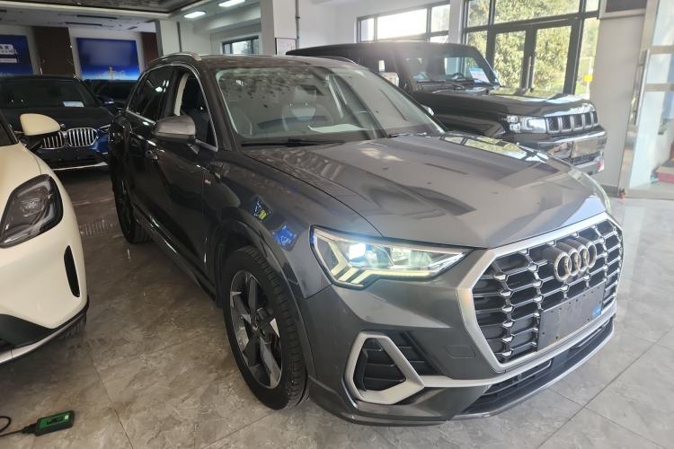 Used Audi Q3 2020 35 TFSI Fashion Dynamic Model
