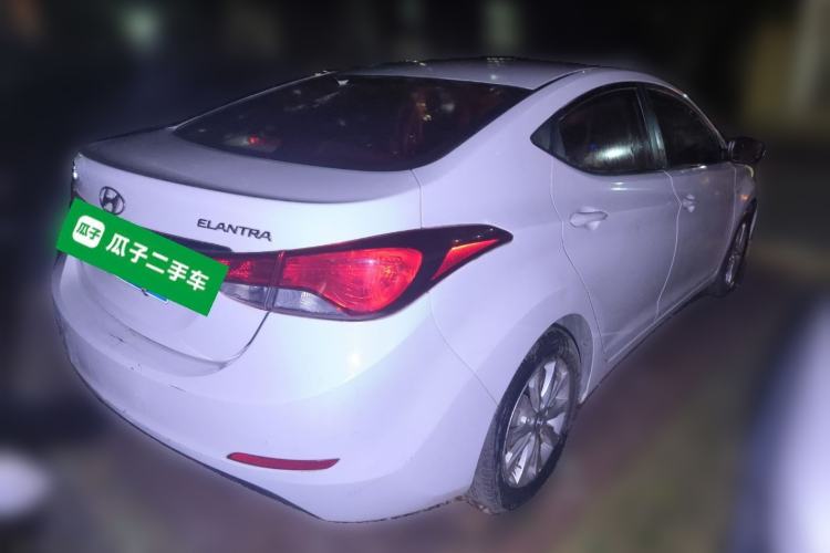 Used Hyundai Elantra (5th Generation / Langdong) 2016 1.6L Automatic Smart Version
