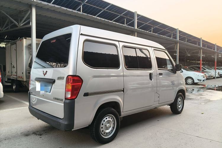 Used Wuling Zhiguang 2020 1.2L Practical Model China VI LSI