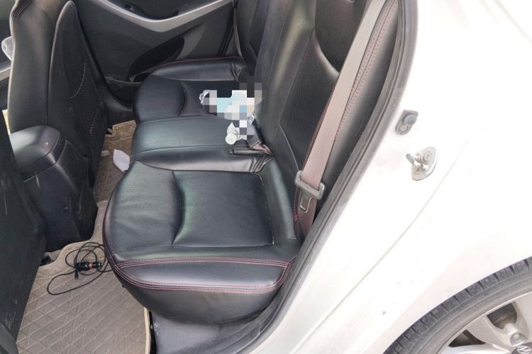 Used Hyundai Elantra (5th Generation / Langdong) 2015 1.6L Manual Fashion Edition
