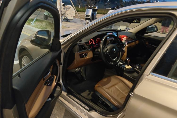 Used BMW 3 Series 2015 320Li Luxury Design Package Premium Edition