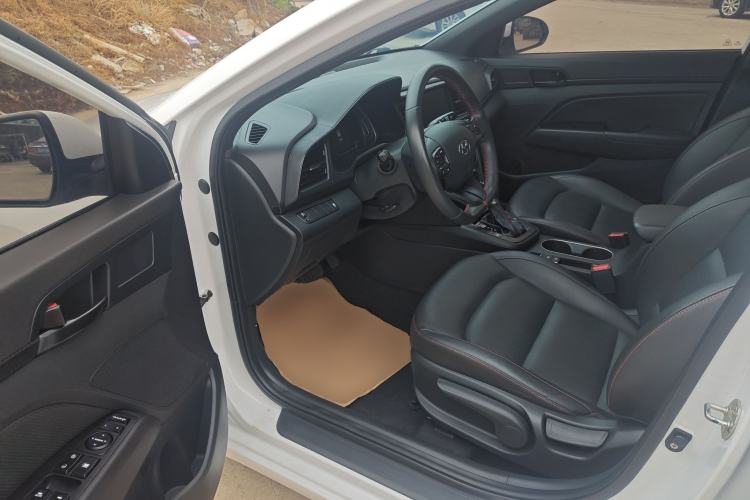 Used Hyundai Elantra (6th Generation / Lingdong) 2019 1.4T Dual-Clutch Xuan Dong · Dynamic Model