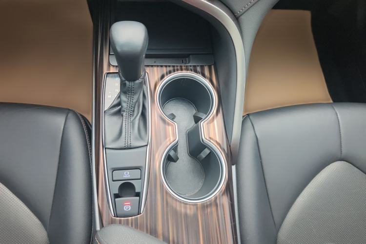 Used Toyota Camry 2019 2.0G Luxury Edition China VI Standard
