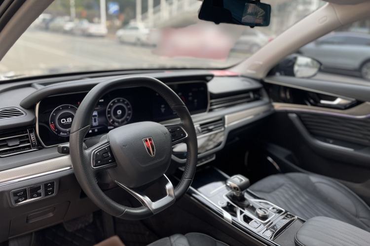 Used Hongqi HS5 2022 Facelifted Version 2.0T Smart Connect Flagship All-Wheel-Drive Edition
