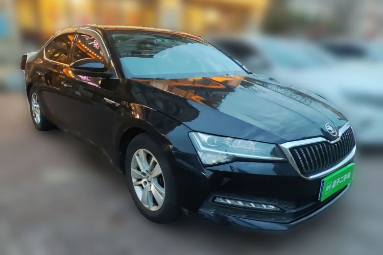 Used Skoda Superb 2019 TSI280 DSG Standard Edition Front Right 45 Deg