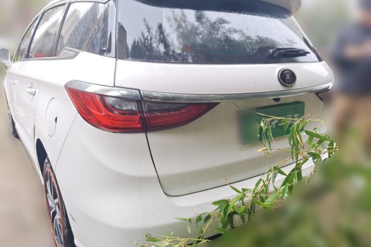 Used BYD Song MAX 2017 1.5T Automatic Smart Connect Elite 7-Seater