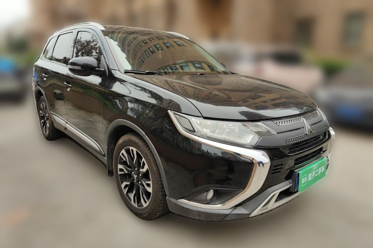 Used Mitsubishi Outlander 2019 2.0L Two-Wheel Drive Comfort Edition 5 Seats China VI Standard
