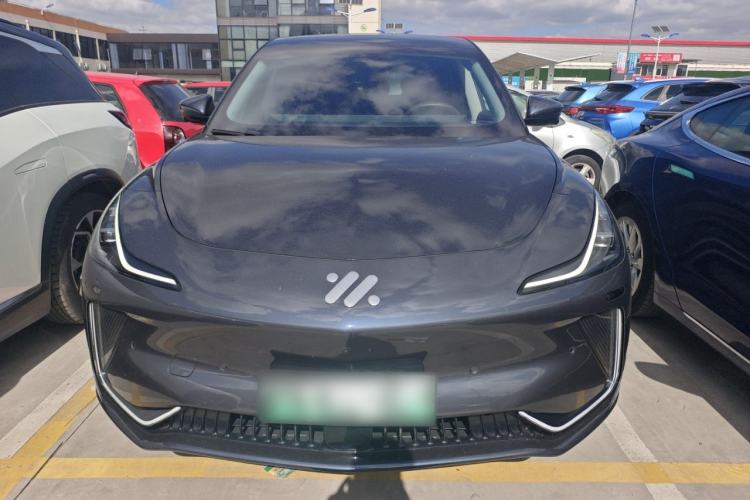 Used IM LS7 2023 90 kWh Elite Rear-Drive Version
