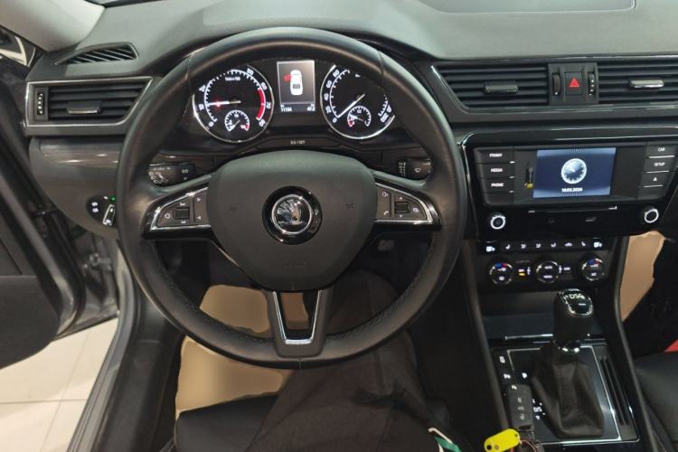 Used Skoda Superb 2016 TSI330 DSG Smart Drive Edition