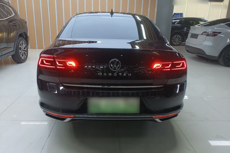 Used Volkswagen Magotan GTE Plug-in Hybrid 2022 GTE Luxury Model Rear