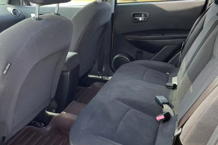 Used Nissan Qashqai 2015 2.0 XL Coolfire CVT 2WD