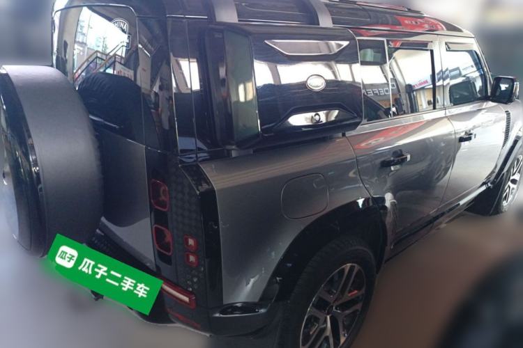 Used Land Rover Defender 2023 Facelift 110 3.0T P400 Dark Edition
